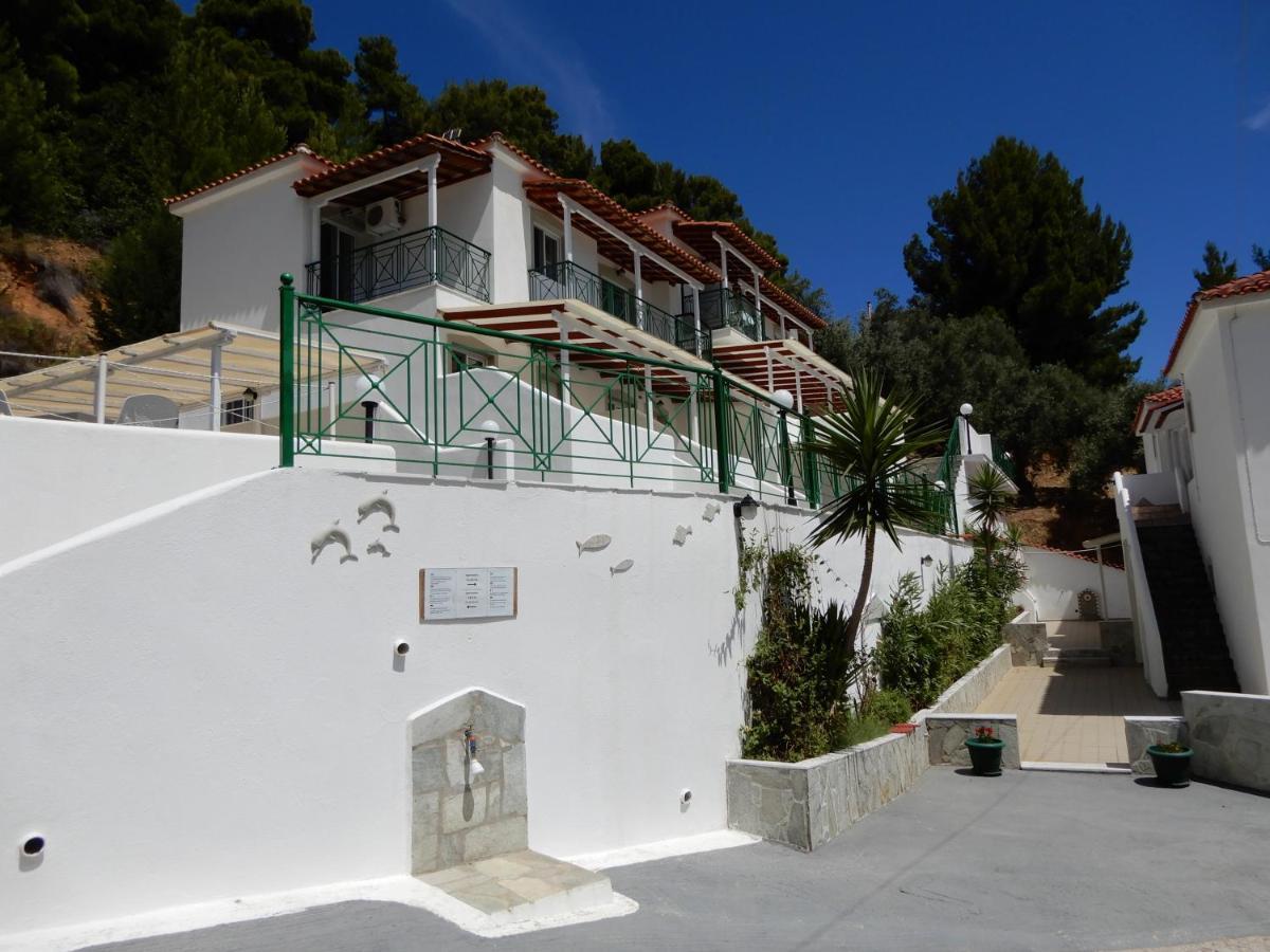 Teozenia * Achladias