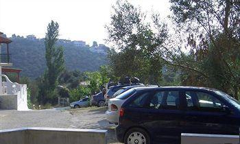 Teozenia * Achladies (Skiathos)