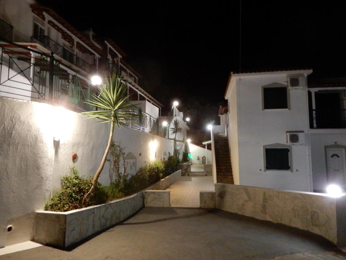 Teozenia Apartment Achladies (Skiathos)